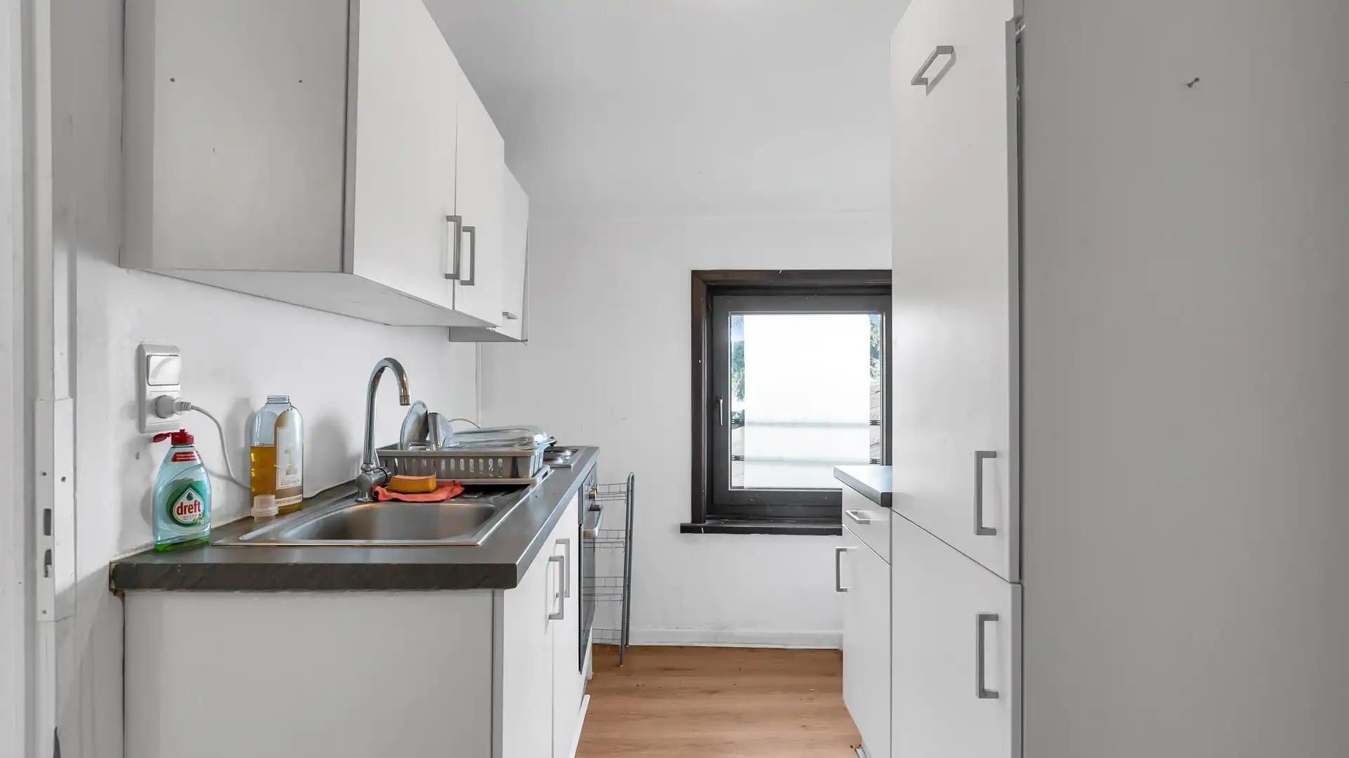 APPARTEMENT TE KOOP IN MAASMECHELEN MET 2 SLAAPKAMERS foto 5