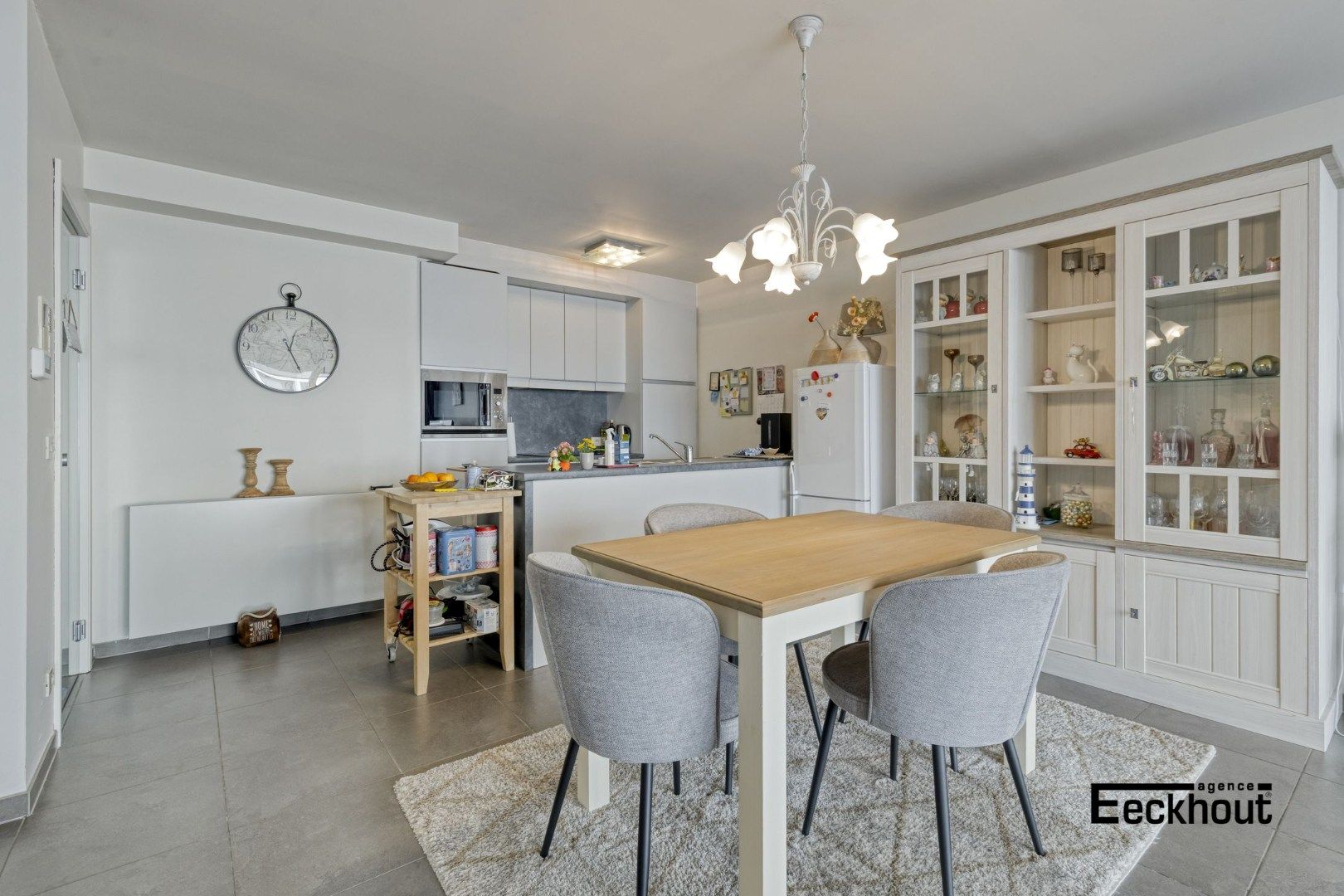 Modern 1-slaapkamer in centrum van Oostende en dicht bij strand foto 2