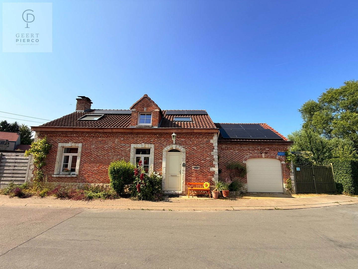 Karaktervolle woning in het groen foto 48