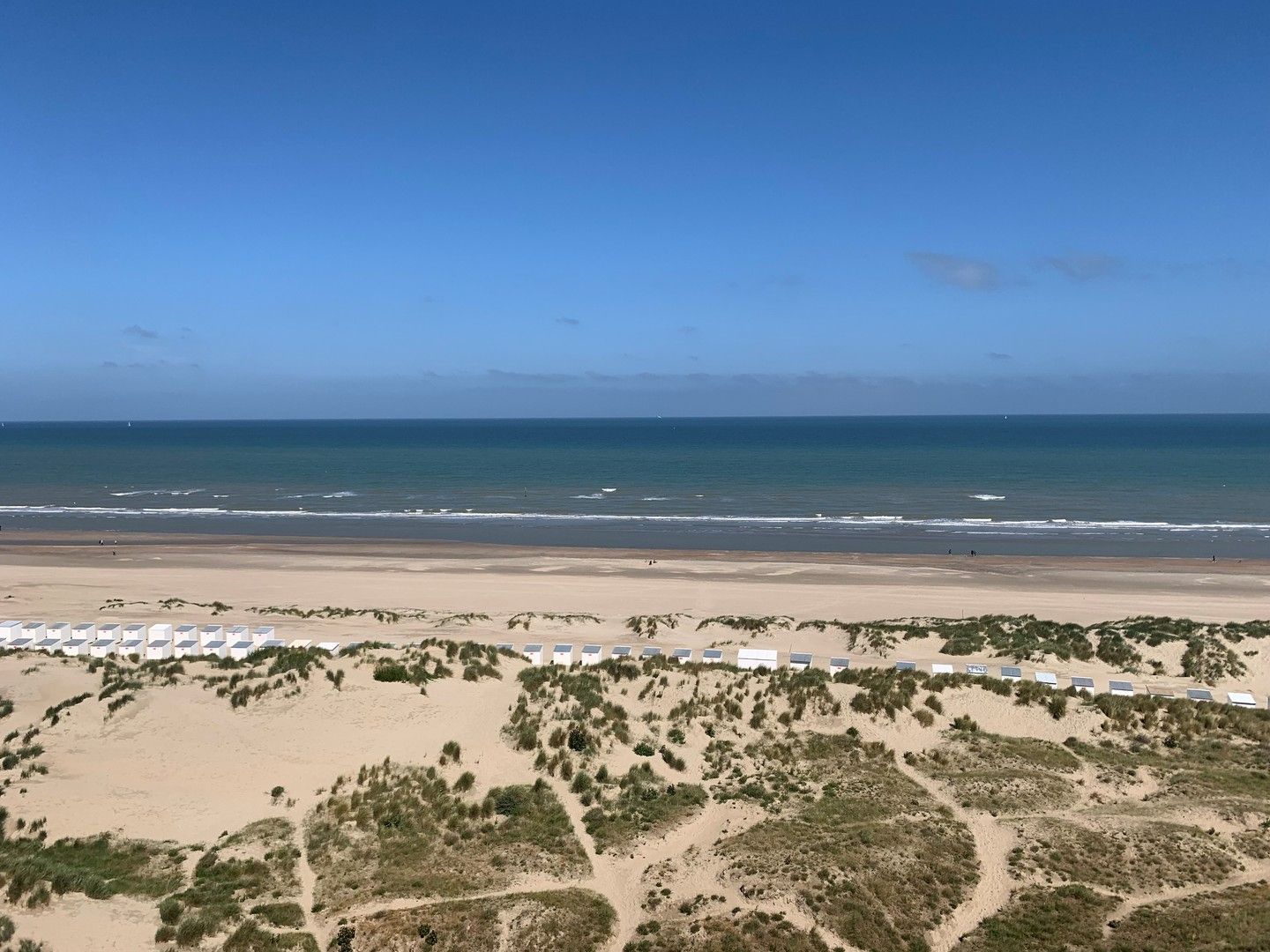 Casco handelgelijkvloers op het Europaplein te Oostduinkerke nabij het strand foto 8