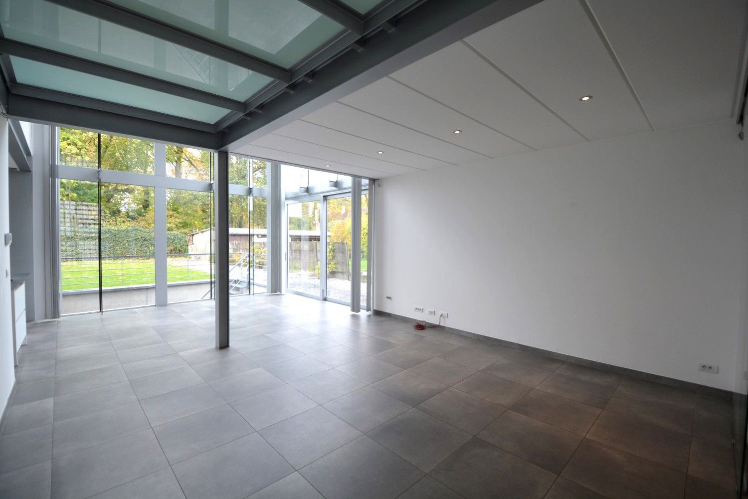 LUXUEUZE WONING MET 3 SLK, GARAGE EN TUIN foto 3