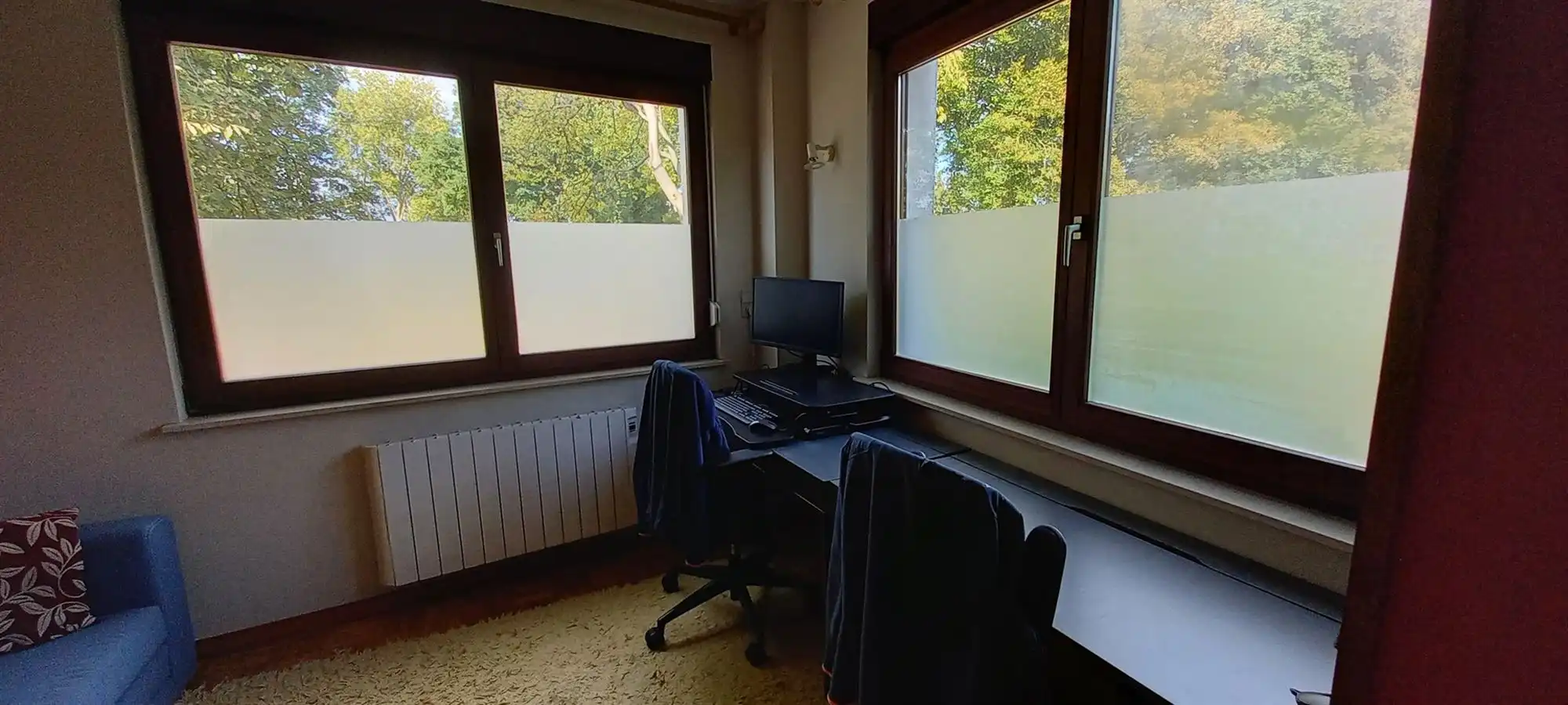 Aangename 3-gevel woning met tuin foto 19