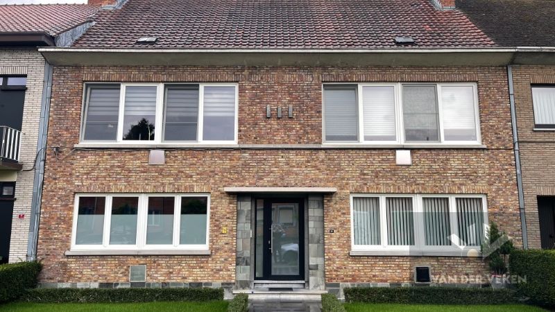 Rustig gelegen, gerenoveerd 2-slpk appartement foto 1