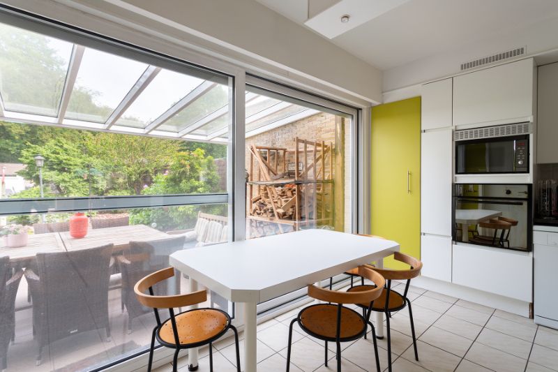 Lumineuze HOB met een zee  van ruimte, mogelijkheid wonen en werken te combineren! foto 14