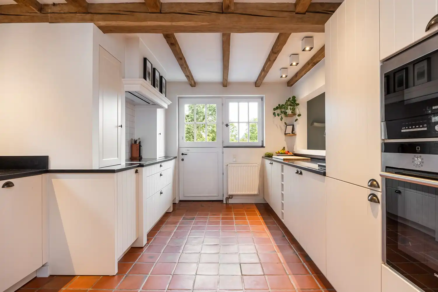 Instapklare woning op toplocatie foto 7