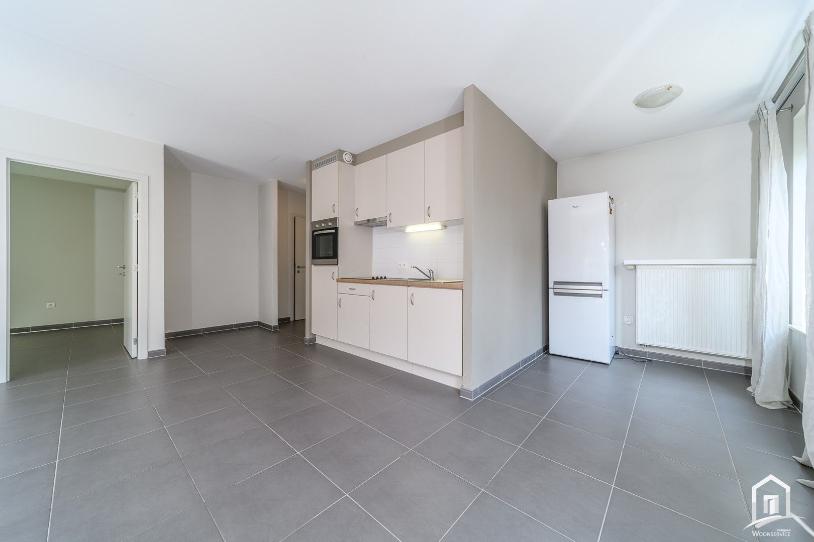 Zeer rustig gelegen, mooi ingericht appartement te Erembodegem foto 7