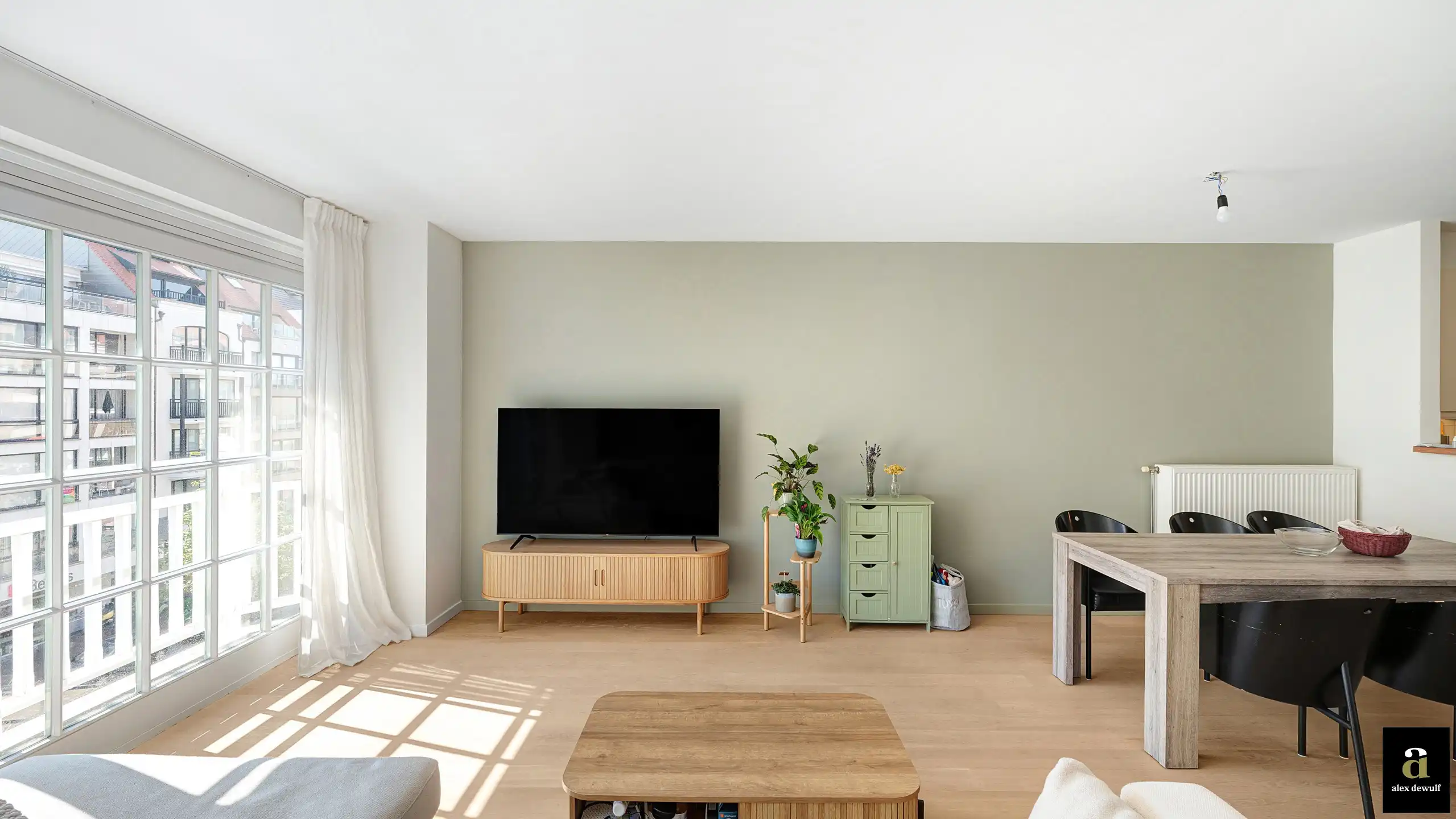 Centraal gelegen appartement in zeer goede staat [Lippenslaan]. foto 3