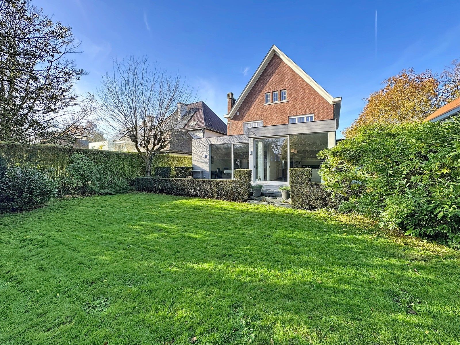 Karaktervolle villa met 5 slpks, praktijkruime en ZUIDgerichte tuin in 't Motje! foto 36