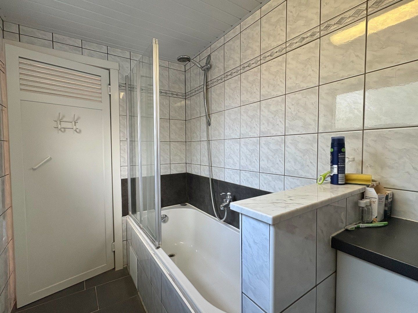 Instapklare woning met 2 slaapkamers en terras in Harelbeke foto 7