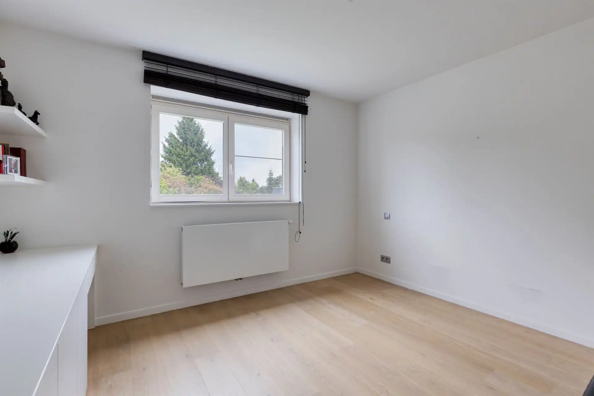 Appartement met 3 slaapkamers en 2 garages. foto 16