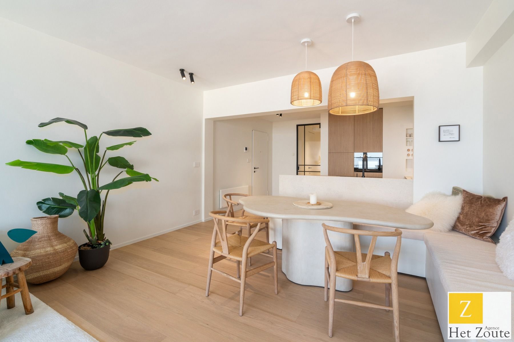 Elegantie, exclusieve luxe en frontaal zeezicht in Het Zoute foto 3