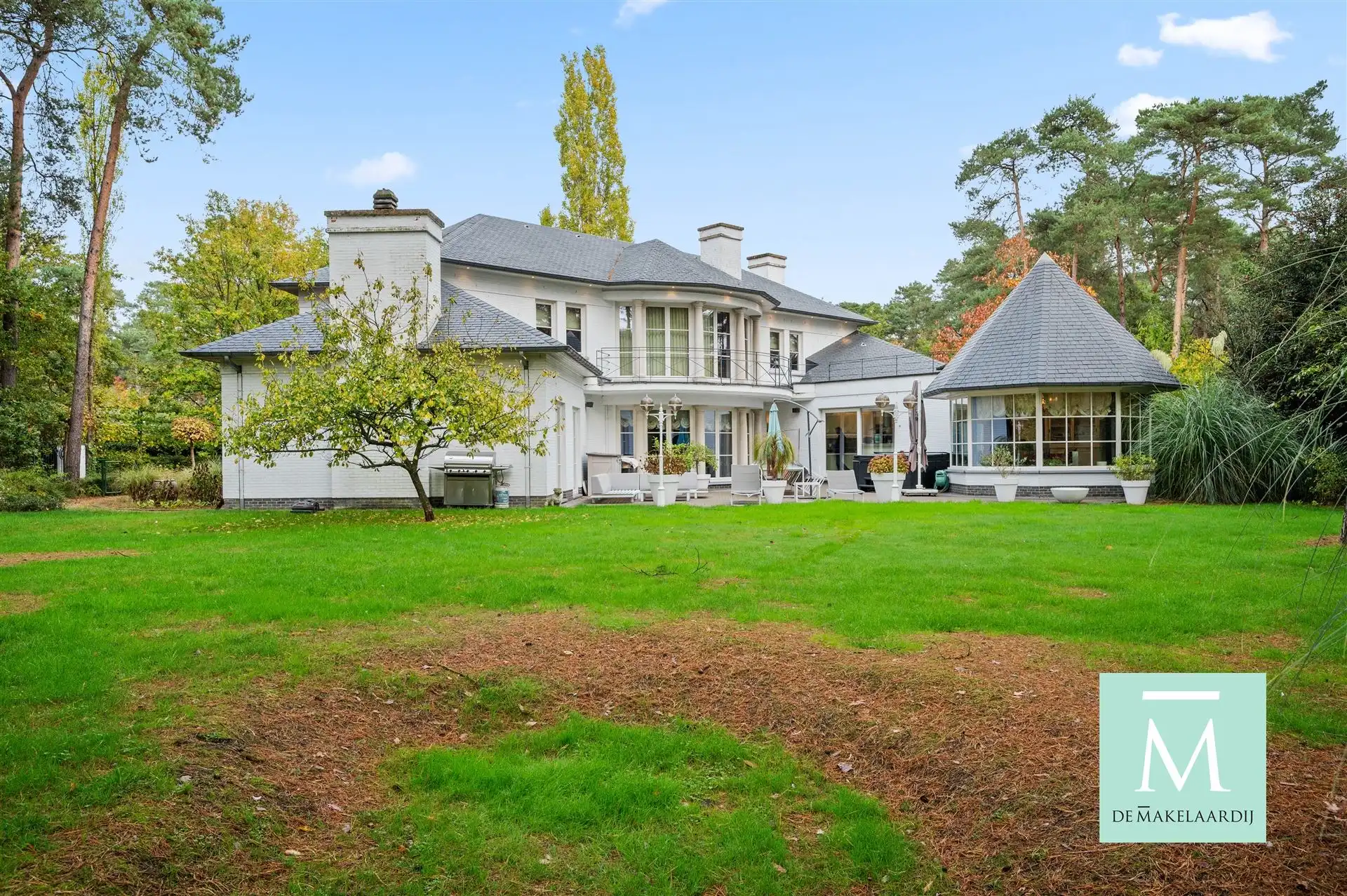 Stijlvolle villa met prachtige tuin, gelegen in het groen foto 41