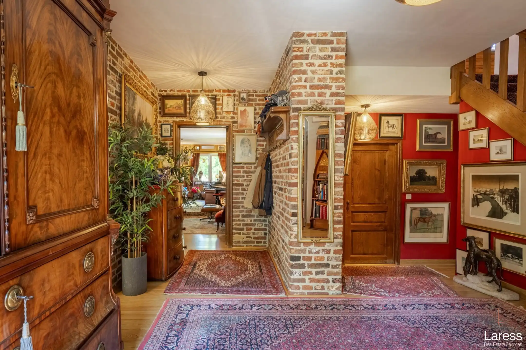 Villa te koop foto 8