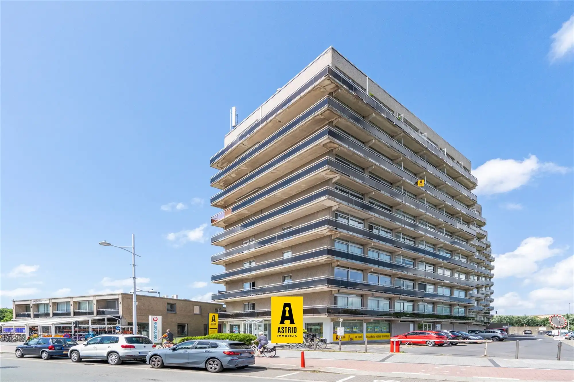 Instapklare studio bij zee! foto {{pictureIndex}}