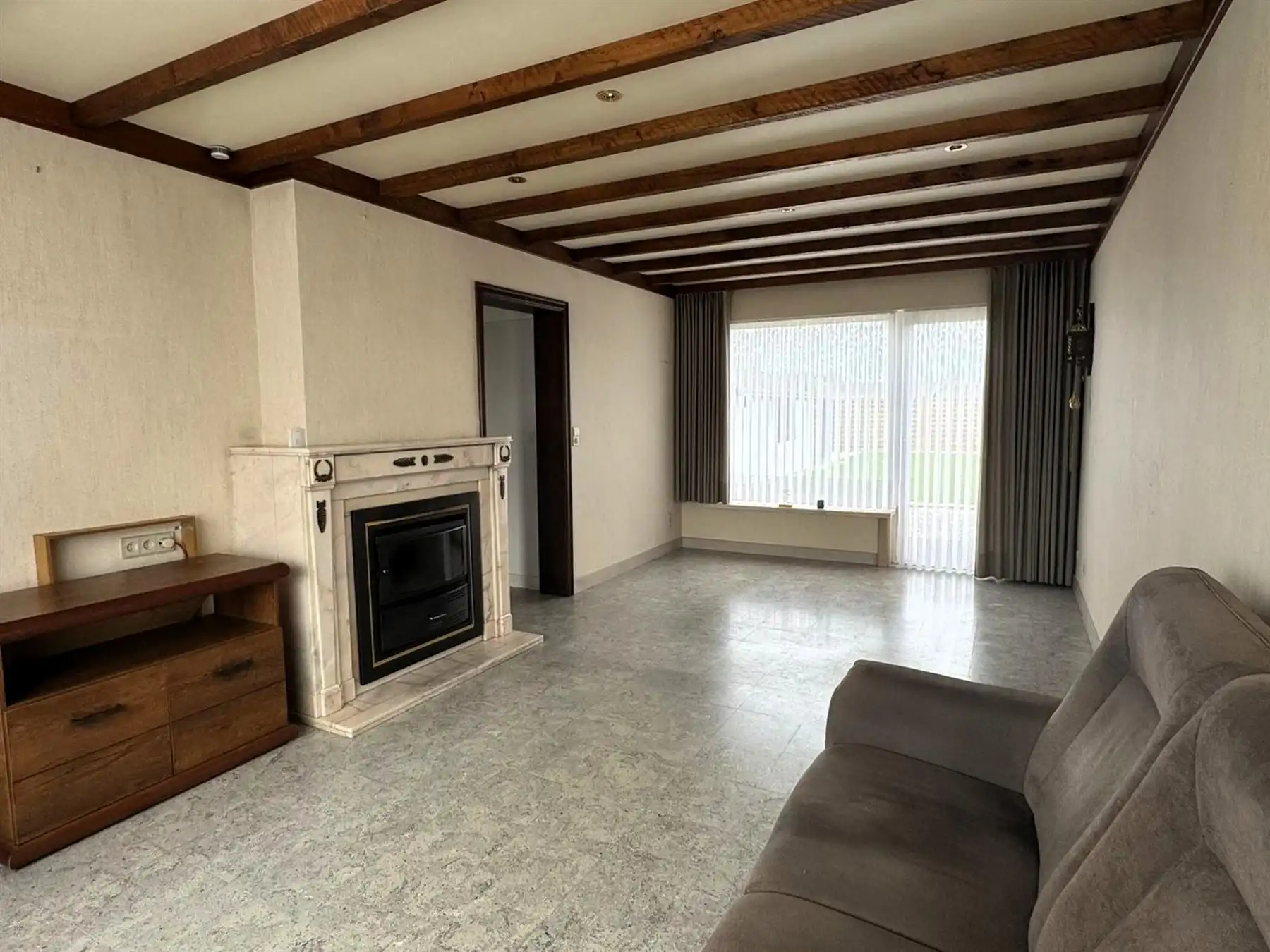 Rustig wonen in een doodlopende straat, met open zicht en een ruime tuin foto 5