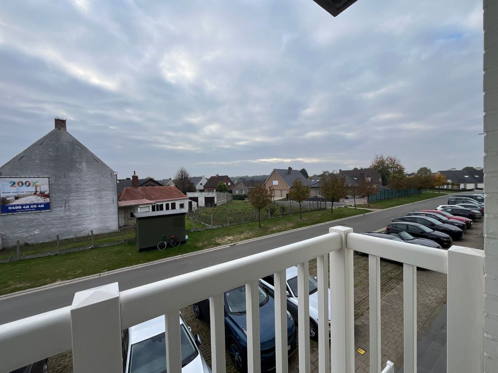 Te koop - 2 slaapkamersappartment met dubbele garage foto 5