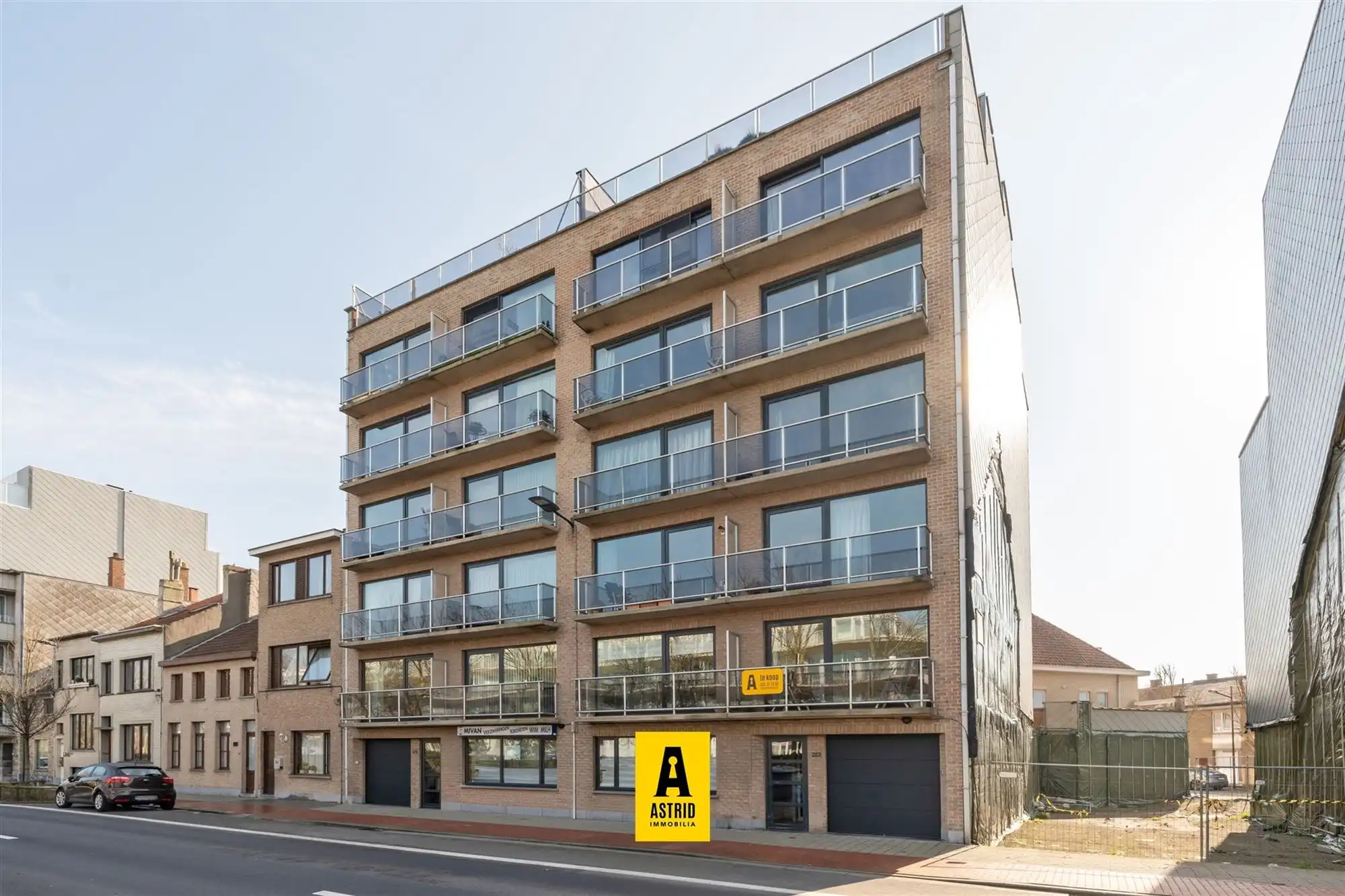 Leuk appartement met ruim terras! foto 30