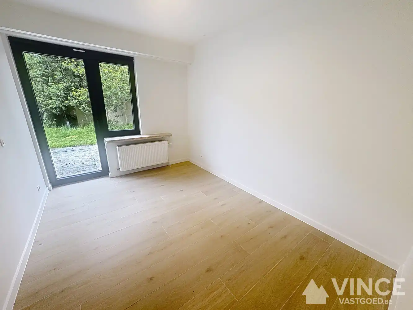 Volledig vernieuwd appartement met 3 slaapkamers foto 11