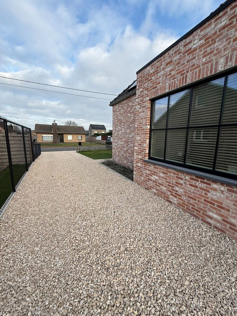 Prachtig instapklare woning met 3 slaapkamers en grote tuin te Leopoldsburg. foto 27