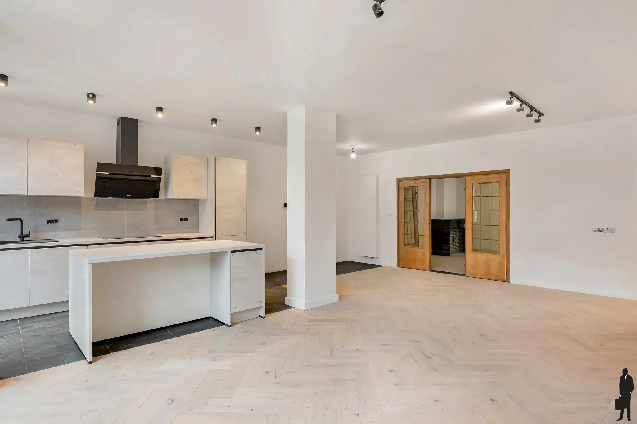 Prachtig gerenoveerd appartement (149 m²) met 2+ slk’s en zonnig terras nabij centrum Mechelen. foto 5