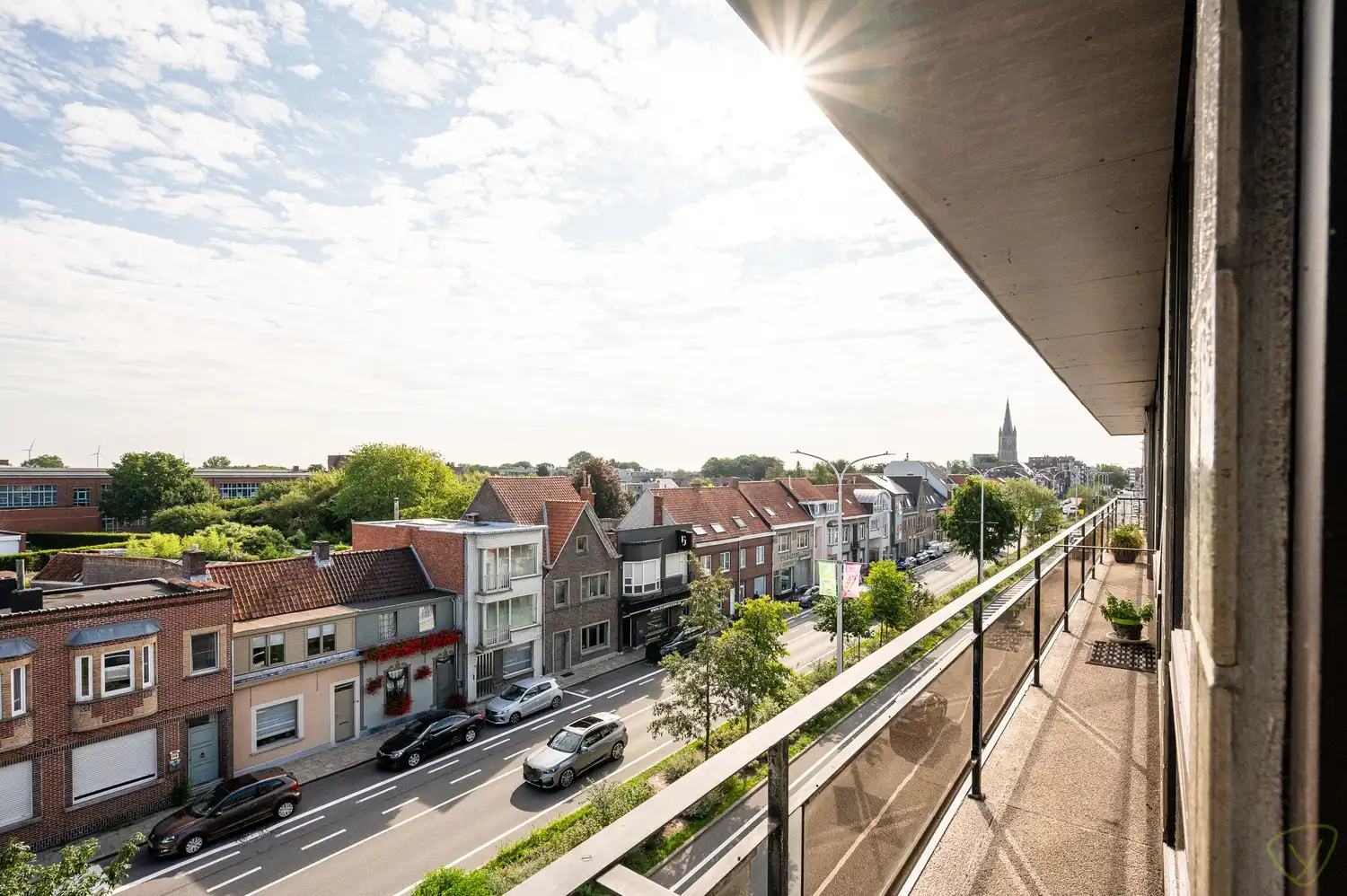 Lichtrijk appartement met twee terrassen en garage in centrum Eeklo foto 15