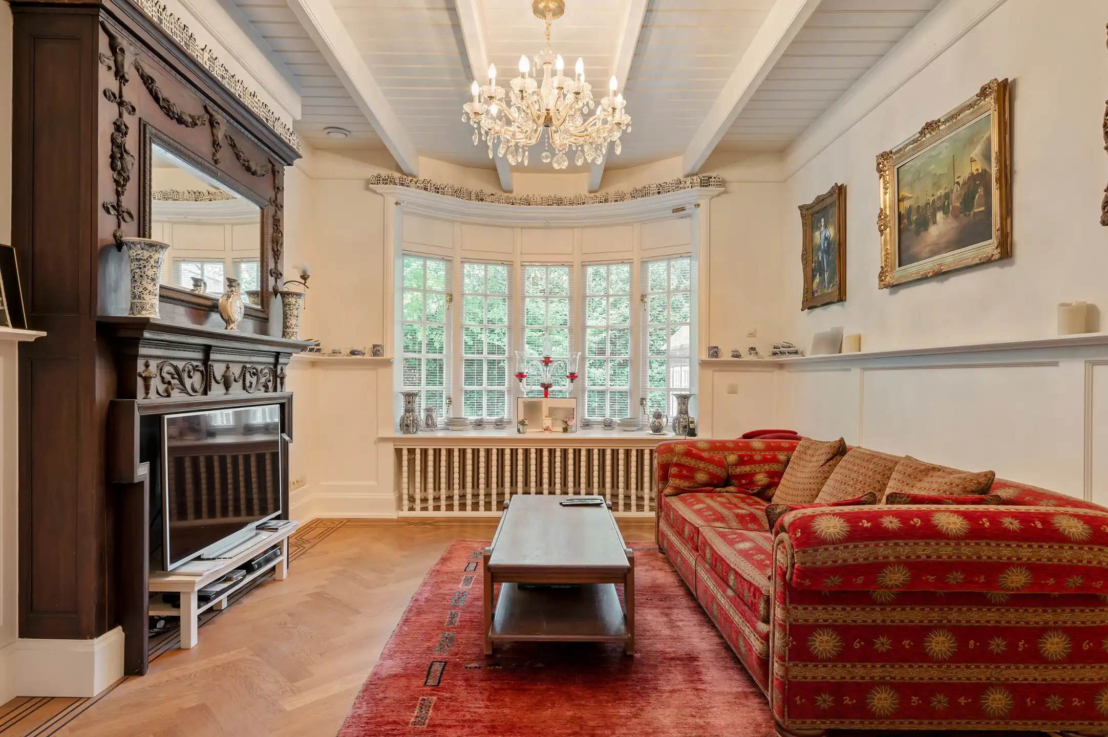 Unieke vrijstaande villa op ca. 7620m² in een uitzonderlijk domein in het groen. foto 6