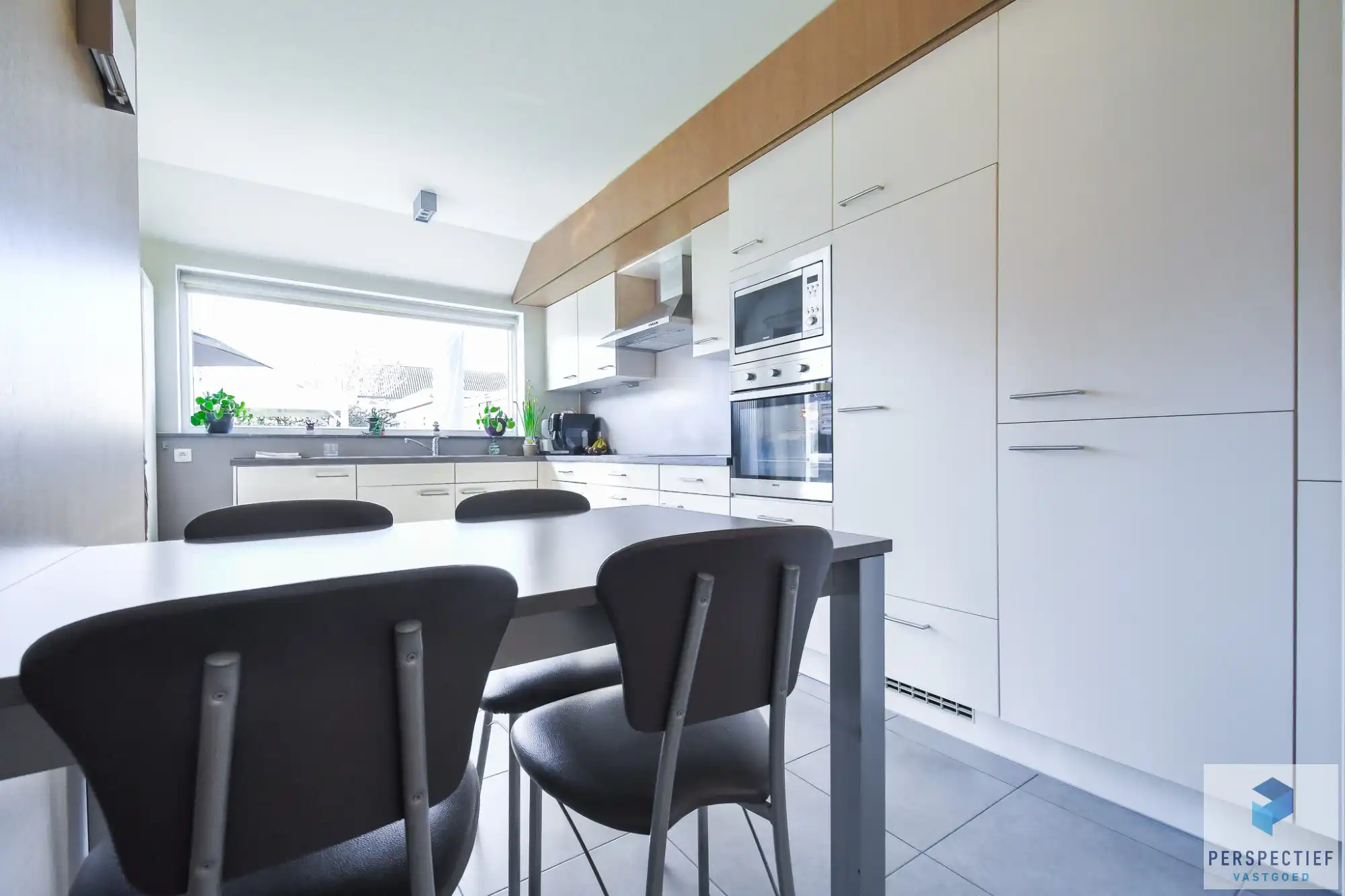 BEZOEKMOMENT ZATERDAG 18/04 VAN 10U TOT 12U | Recente mooie gezinswoning met 3 slpk en aangename z-w tuin te Vichte foto 8