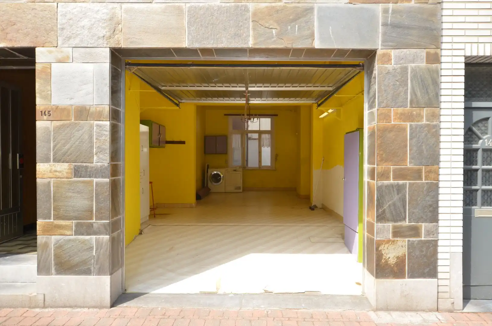Te renoveren woonhuis nabij Park en winkels foto 18