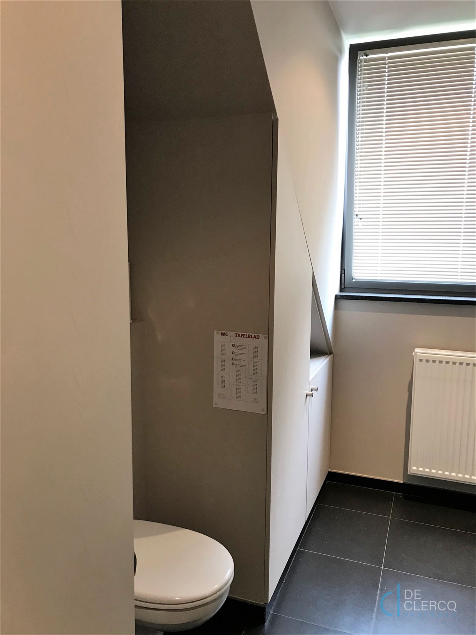 Mooi recent, luxueus en ruim appartement nabij Lochristi Dorp! foto 16