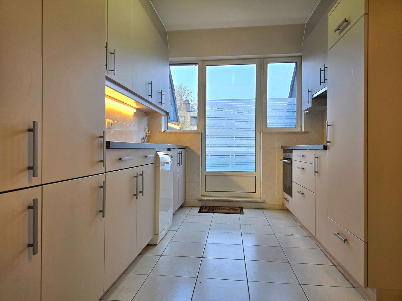 Appartement te koop foto {{pictureIndex}}