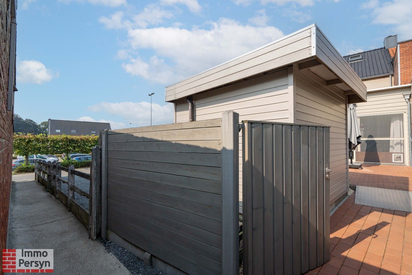 Energiezuinige gerenoveerde rijwoning met 2 slaapkamers en ruim terras foto 16