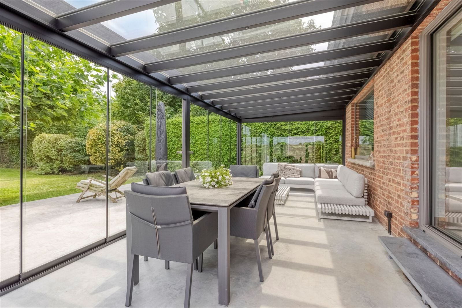 Gerenoveerde villa te koop met 4 slaapkamers foto 20