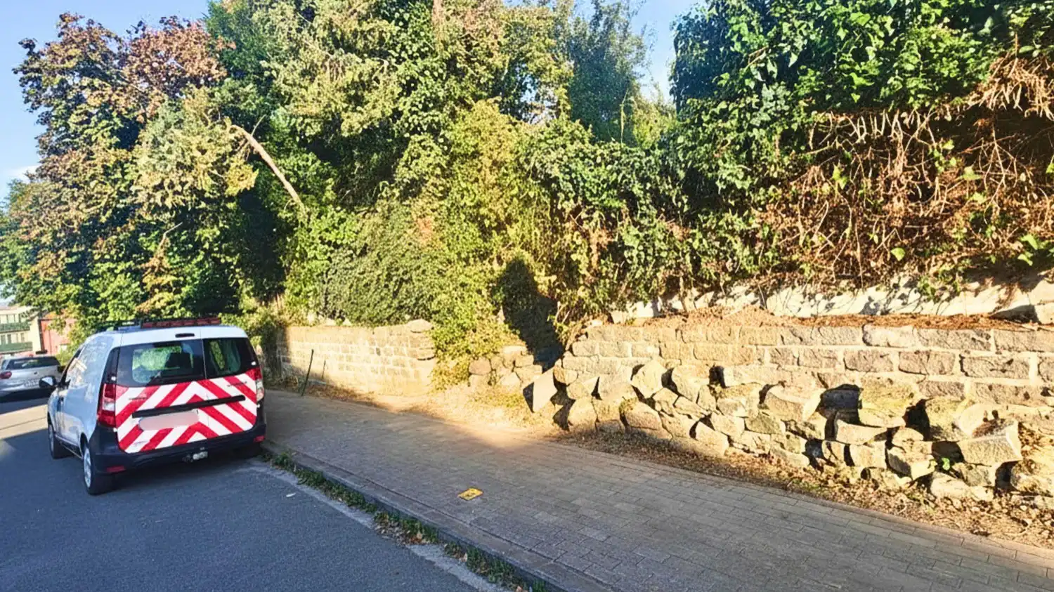 Rustig gelegen bouwgrond voor halfopen bebouwing met zuidgerichte tuin te Sint-Pieters-Leeuw foto 5