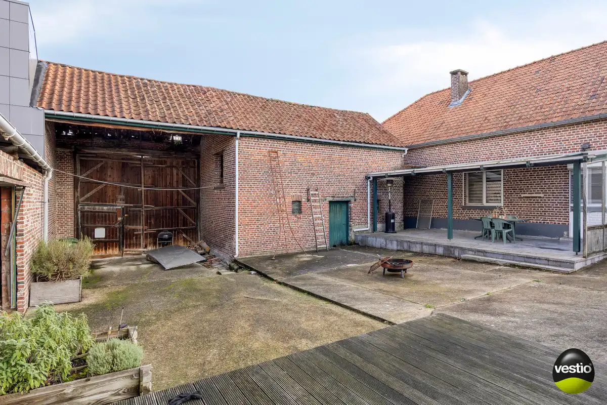 HOEVEWONING OP 26A85CA IN STADSRAND BILZEN. foto 21