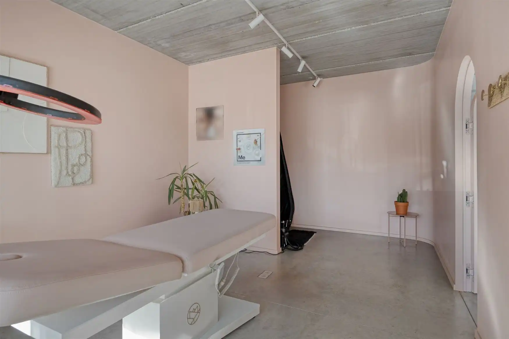 Commercieel pand op toplocatie foto 4