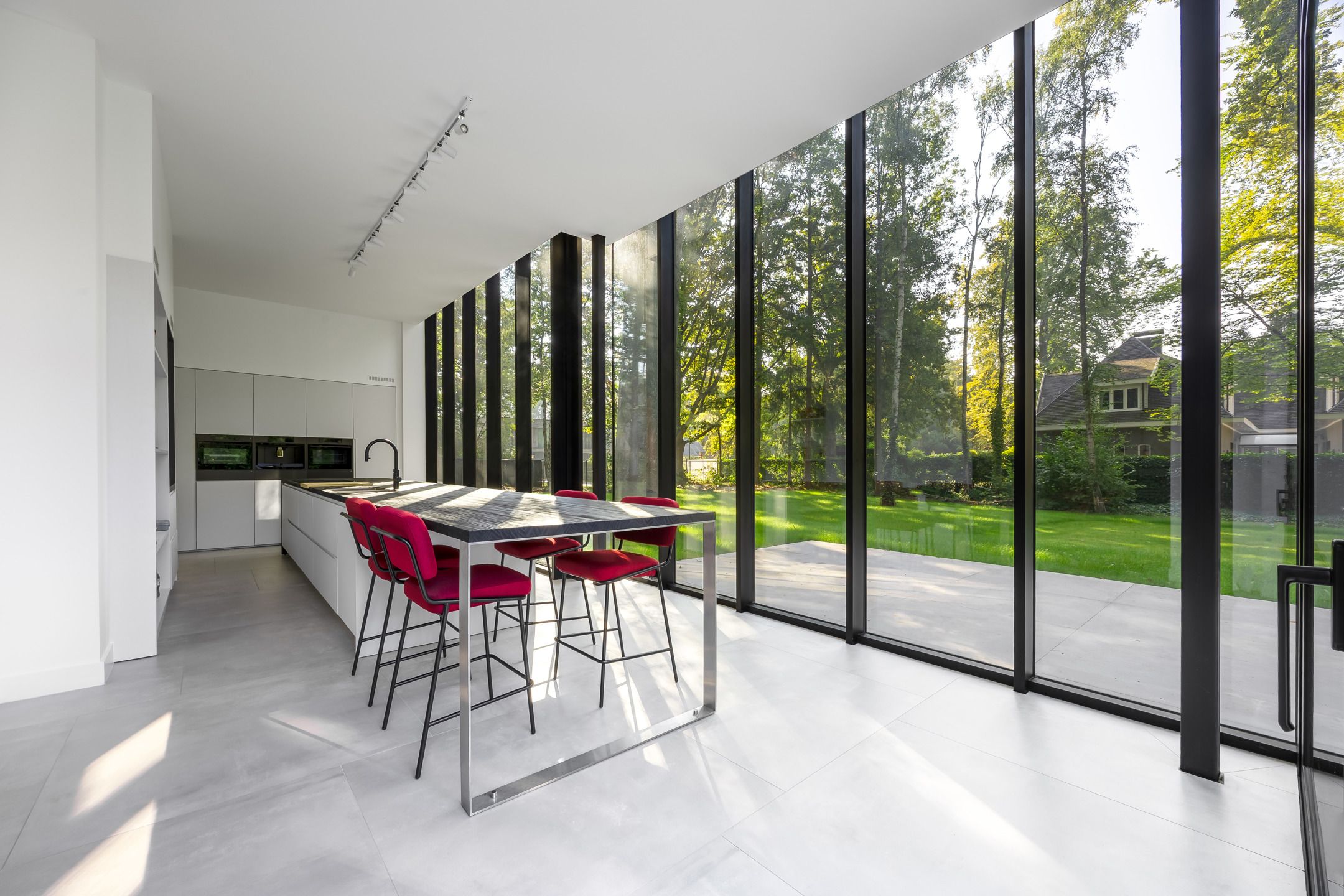 Luxe gerenoveerde villa (EPC A) op riant hoekperceel foto 16