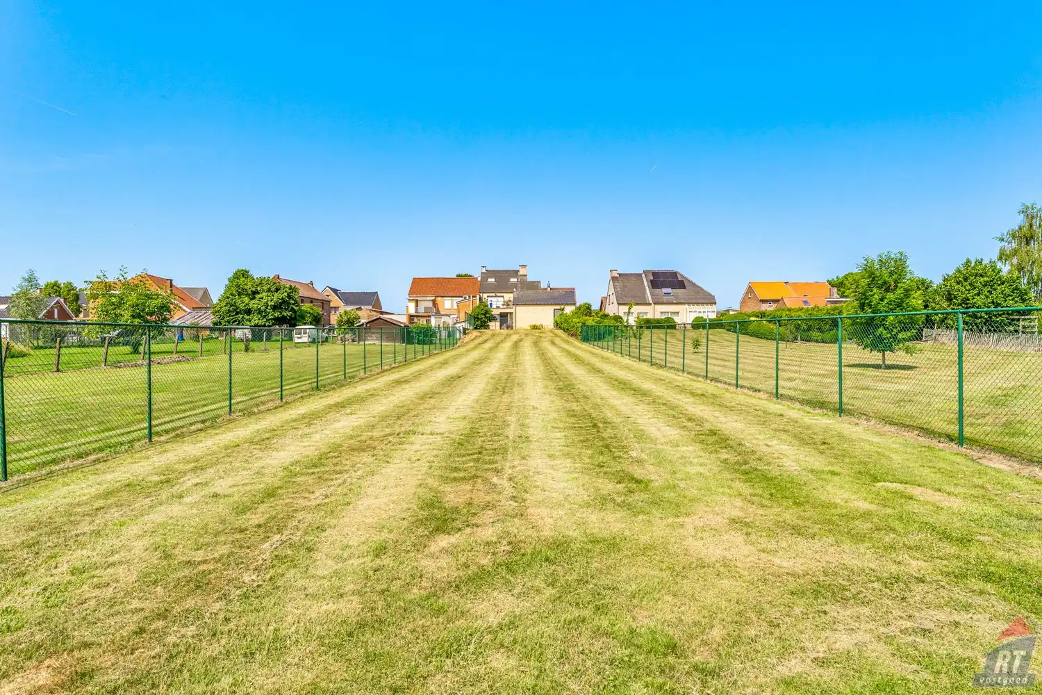 Gelijkvloers appartement met 2 slaapkamers, ruim terras en garage in Tongeren-Borgloon foto 17