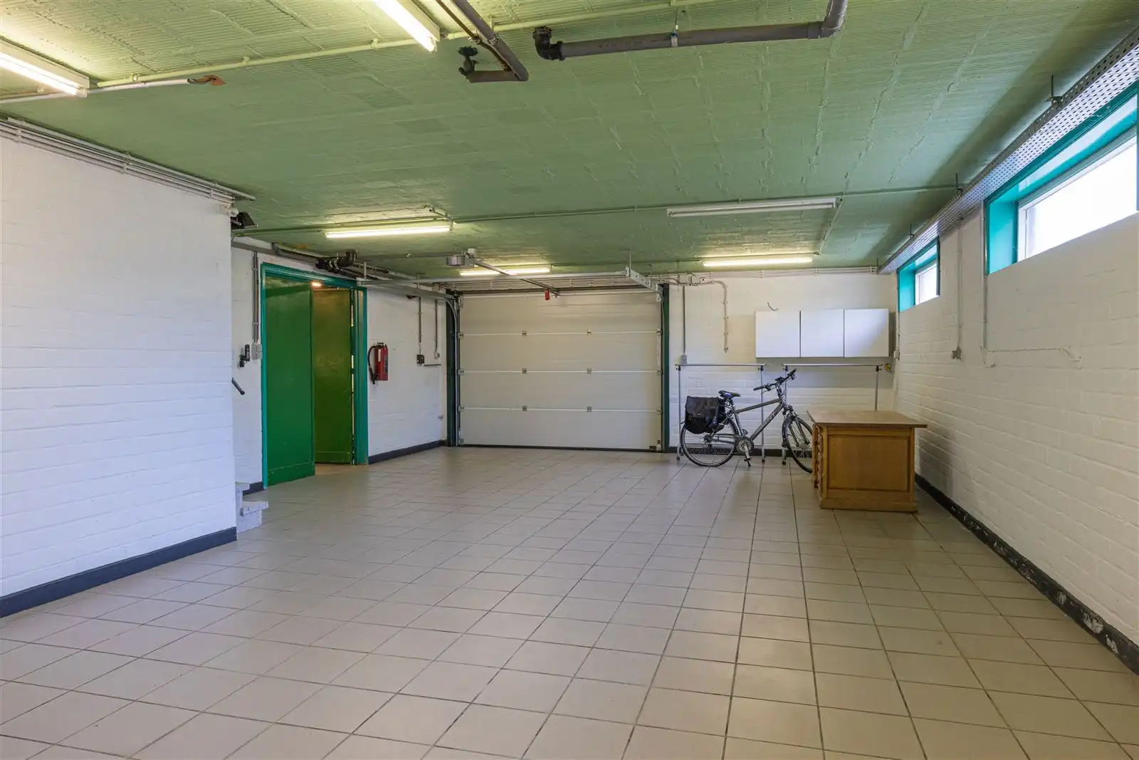INSTAPKLARE VILLA MET LOODS TE ZWALM foto 32