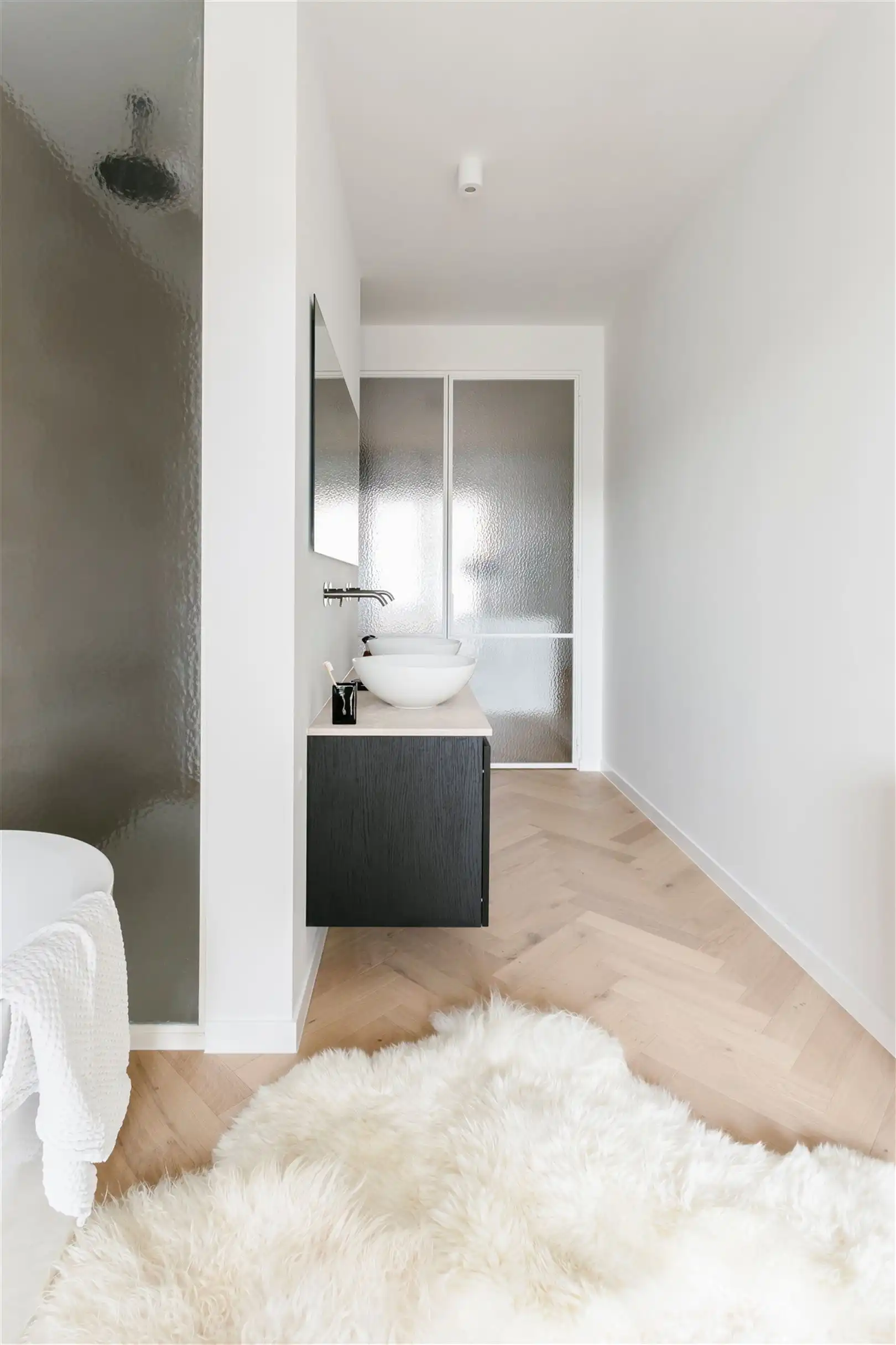 Luxueuze gerenoveerde herenwoning op toplocatie foto 20
