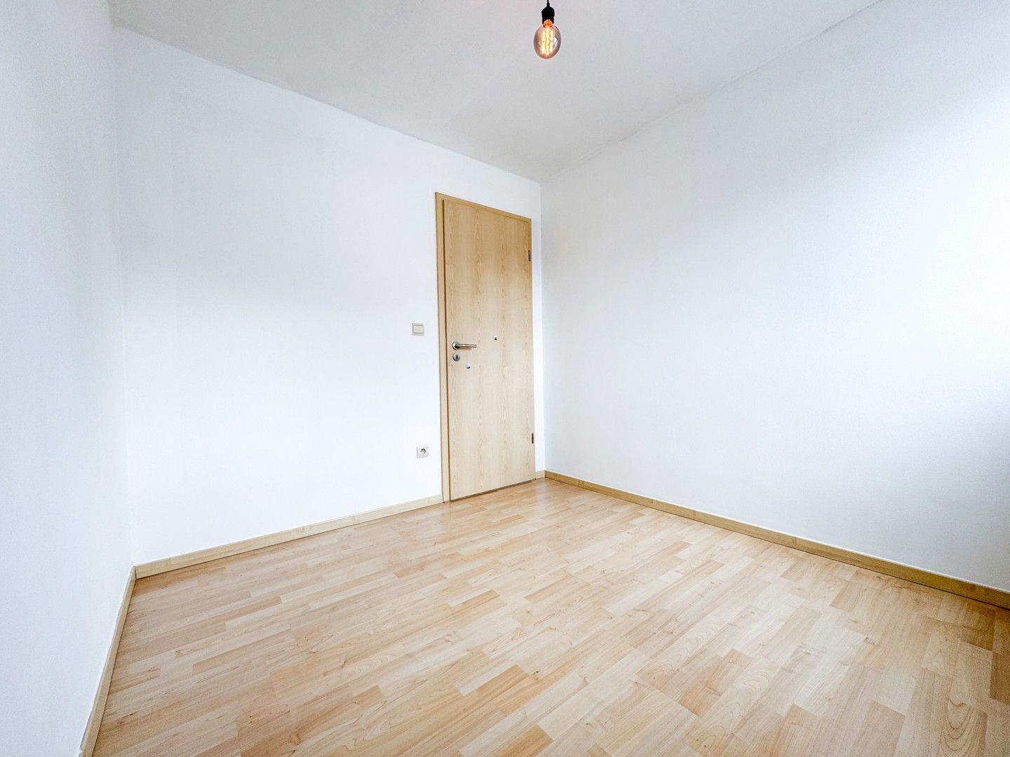 Instapklaar 2 slp appartement vlakbij centrum en park! foto 10