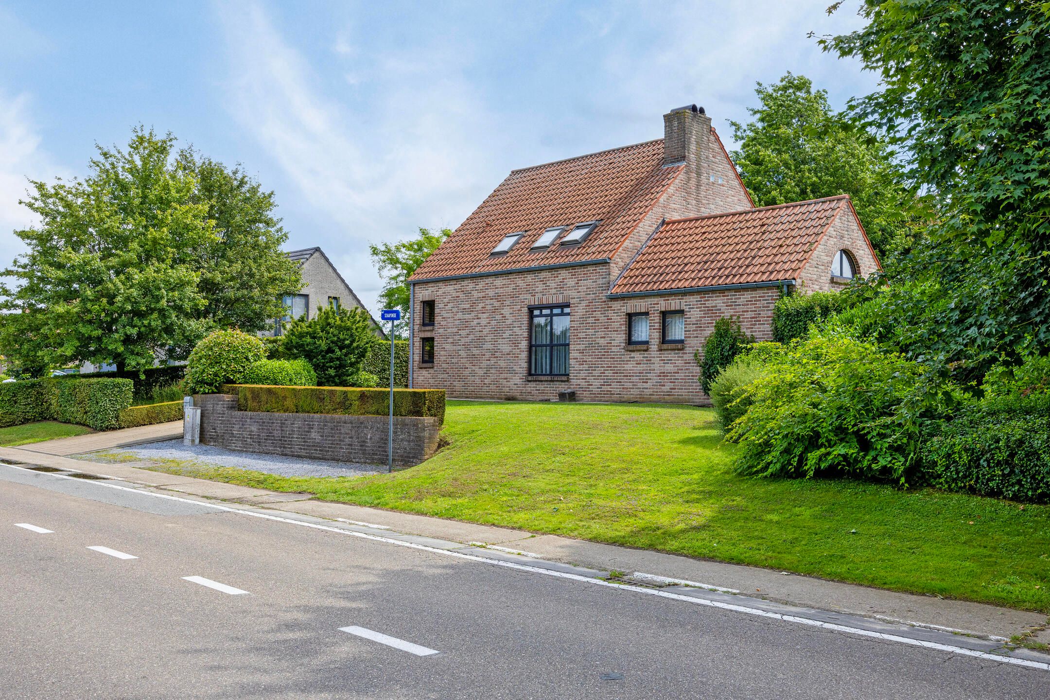 Unieke woning met schitterende tuin foto 2