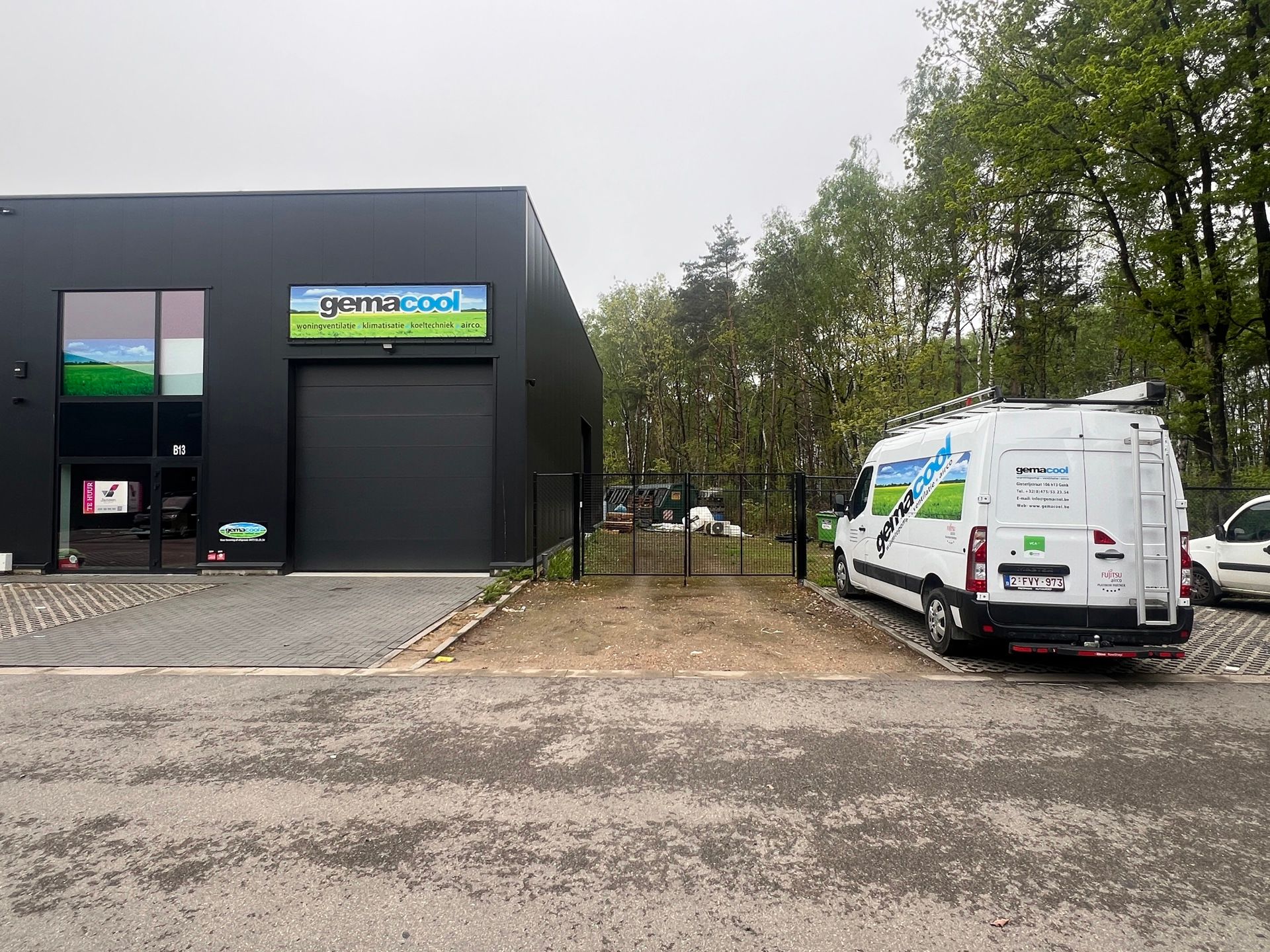 Nieuwbouw kmo-unit (220m²) met buitenterrein foto 13
