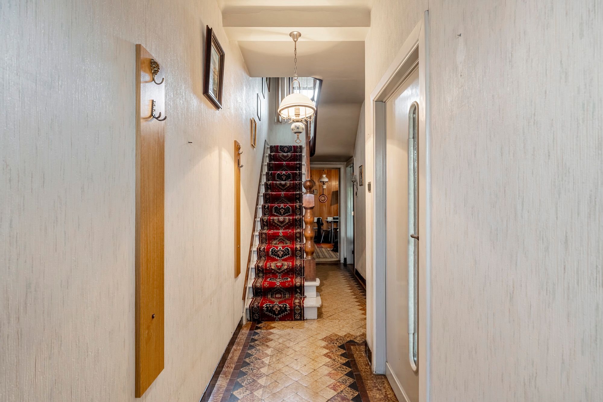 Totaal te renoveren rijwoning voor € 340.000 foto 3