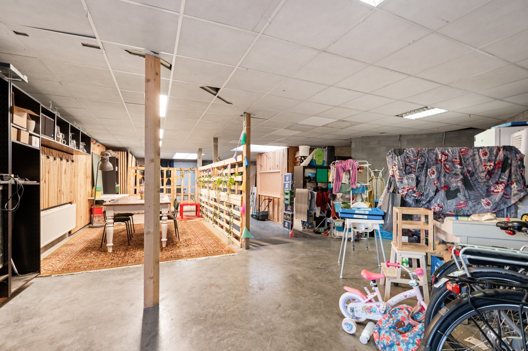 Woning met magazijn van 200 m² foto 15