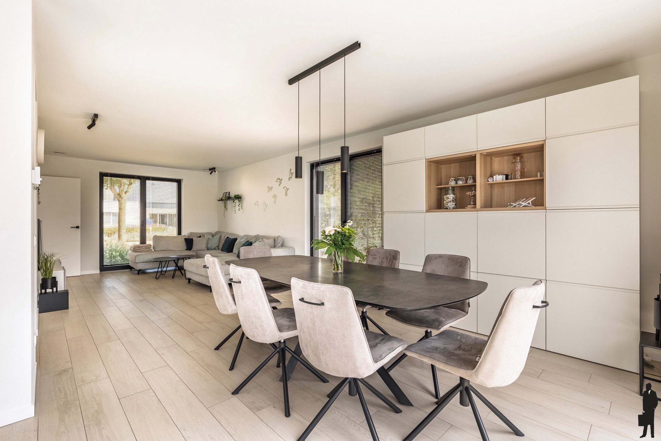 Villa met 4slks, 2bdks en verwarmd zwembad op 1200 m² foto 4