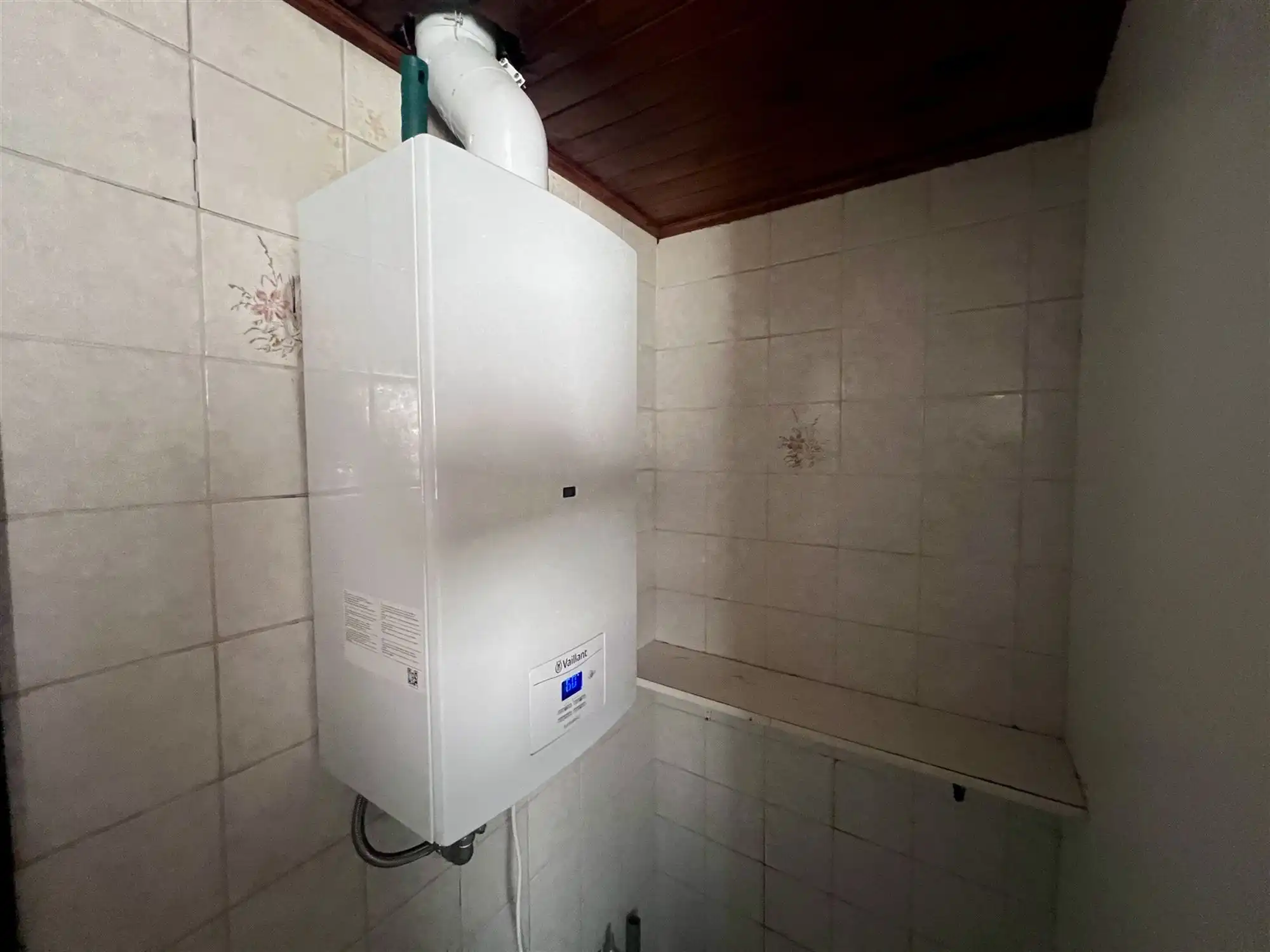 Huis met 3 slaapkamers en koer foto 9