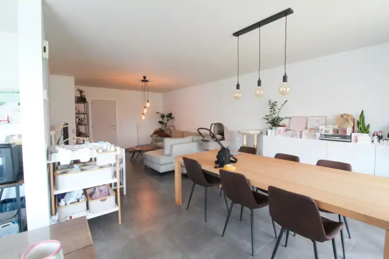 Prachtige moderne woning te huur vlakbij centrum Roeselare foto 4