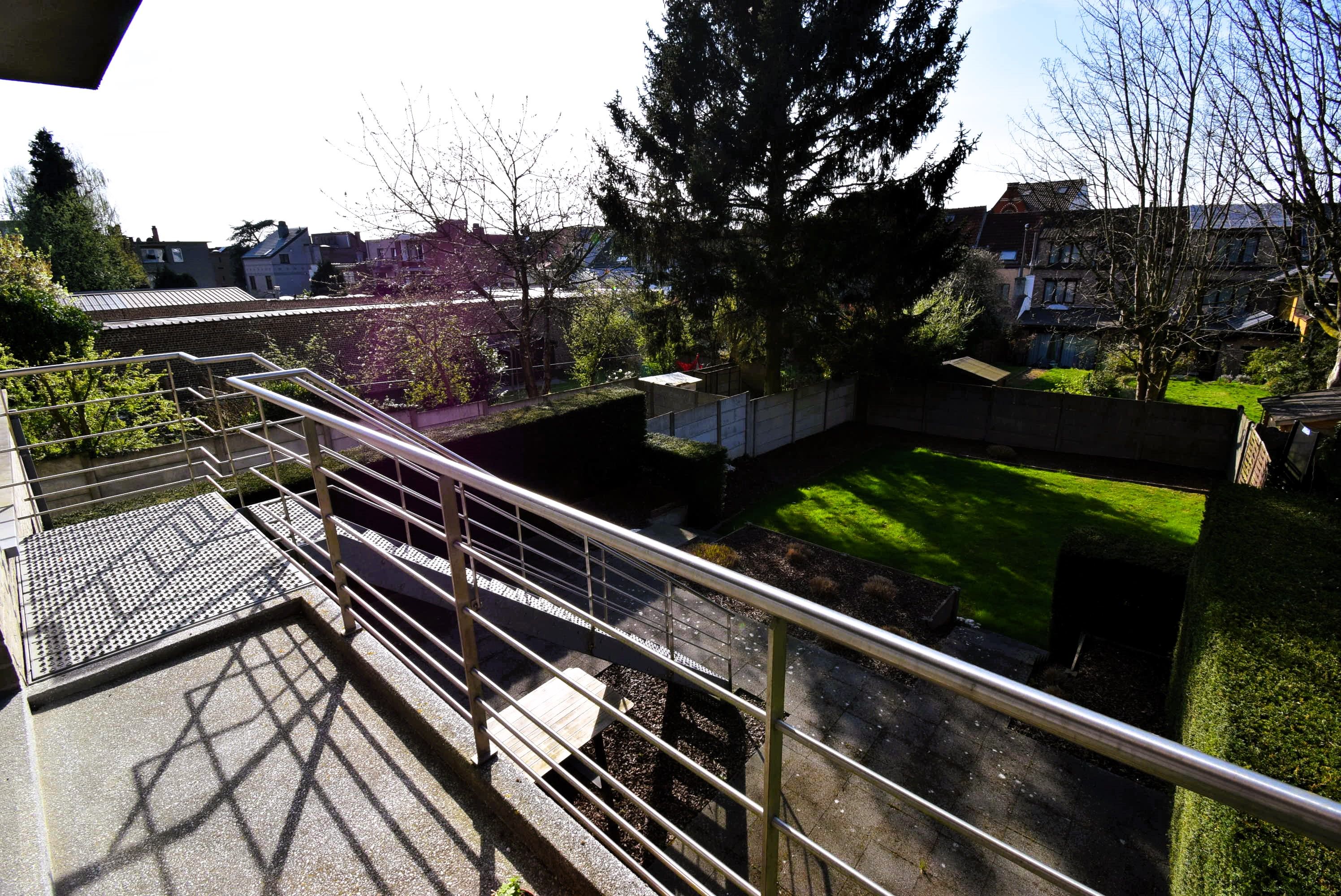 Appartement met tuin en autostaanplaats foto 4