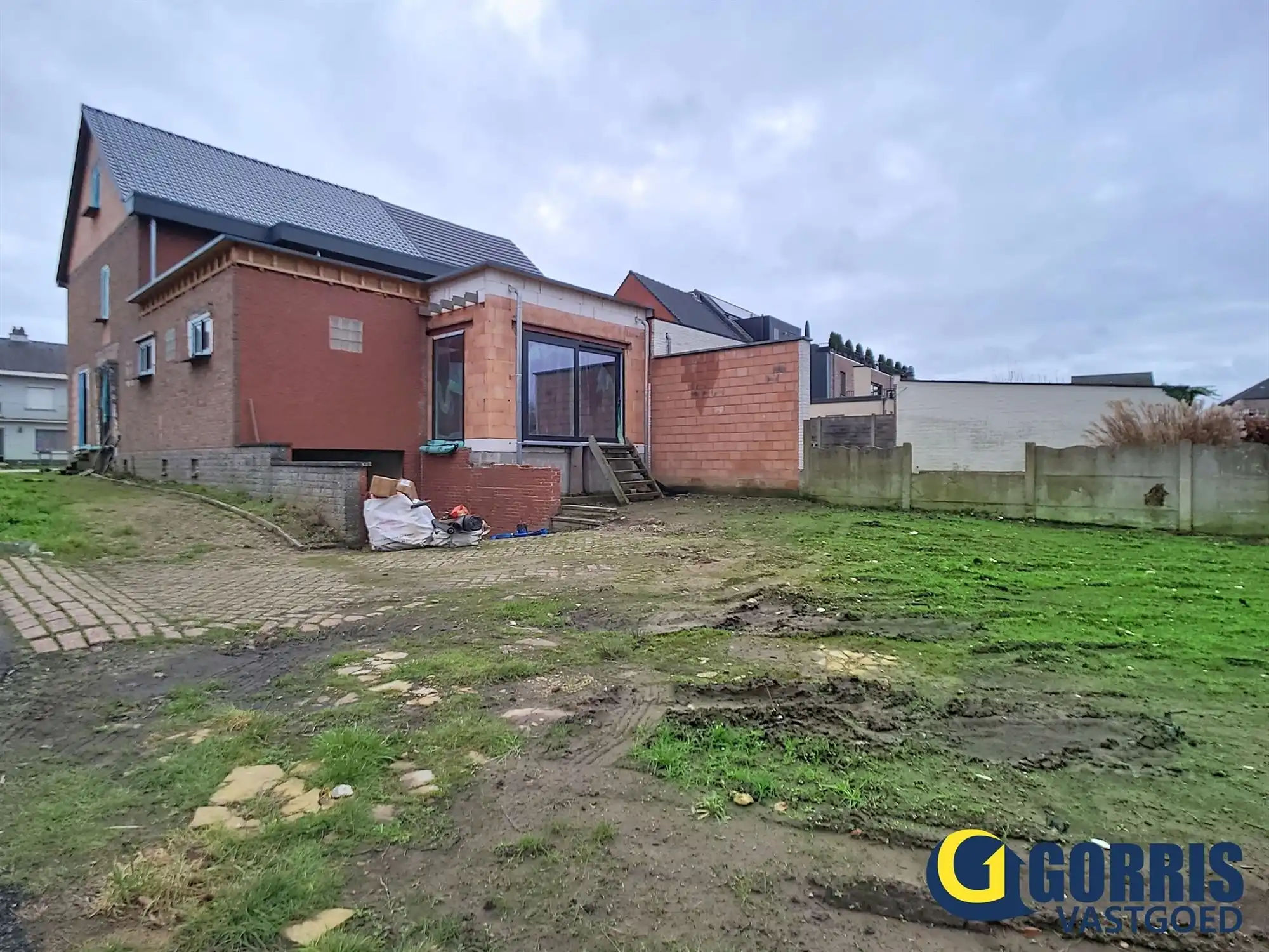 Veelzijdig hoekpand met topligging en commerciële visibiliteit! foto 10