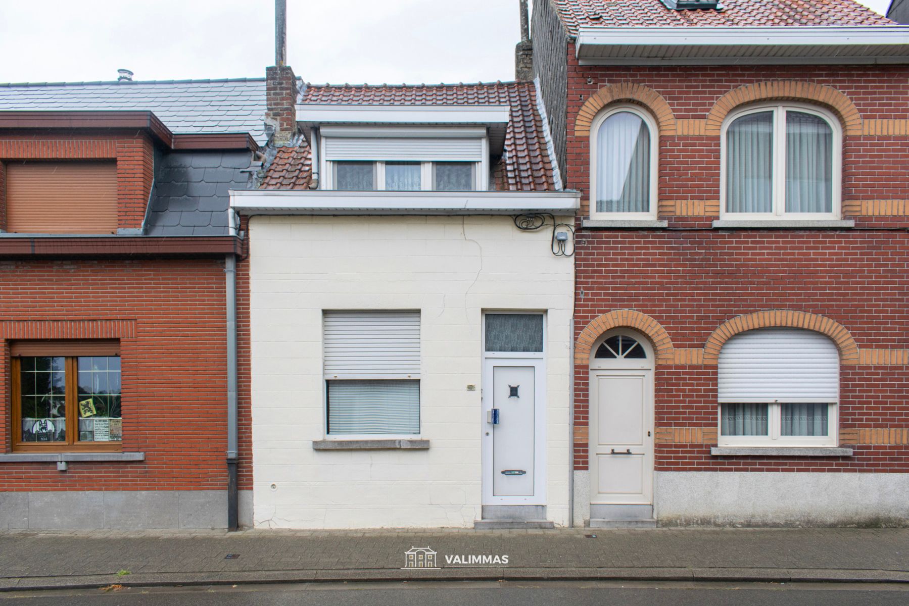 Hoofdfoto van de publicatie: Een rijwoning met tuintje, nabij het centrum van Asse...
